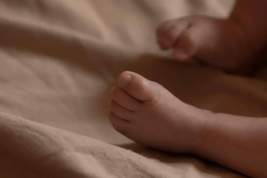 baby legs