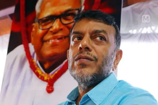 വി.എസ്സിന് പത്മവിഭൂഷൺ; ജനങ്ങൾ നൽകുന്ന സ്നേഹത്തിന്റെ അംഗീകാരമെന്ന് മകൻ അരുൺ കുമാർ