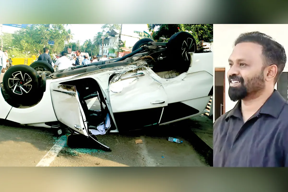 കളക്ടറുടെ കാർ കീഴ്മേൽ മറിഞ്ഞനിലയിൽ, എസ്.പ്രേംകൃഷ്ണൻ