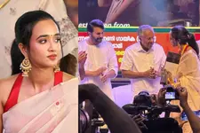 'മമ്മൂക്കയോടൊപ്പം വേദി പങ്കിടാനായത് സ്വപ്‌ന സാക്ഷാത്കാരം, ഞാൻ തുടങ്ങിയിട്ടേയുള്ളൂ'-ഗായിക സെബ ടോമി