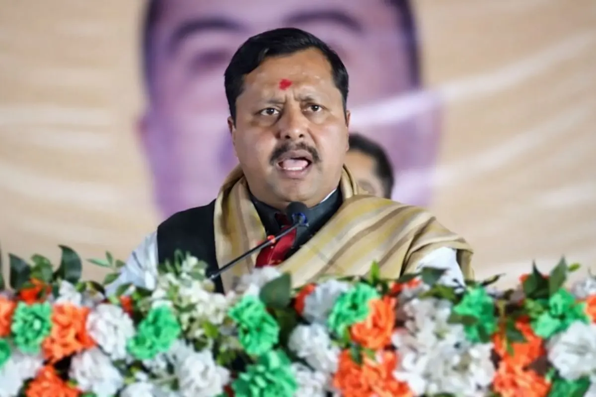 BJP National President Nitin Nabin addressing the workers' conference of the party's Burdwan division in Durgapur, where his remark on Rabindranath Tagore sparked controversy.