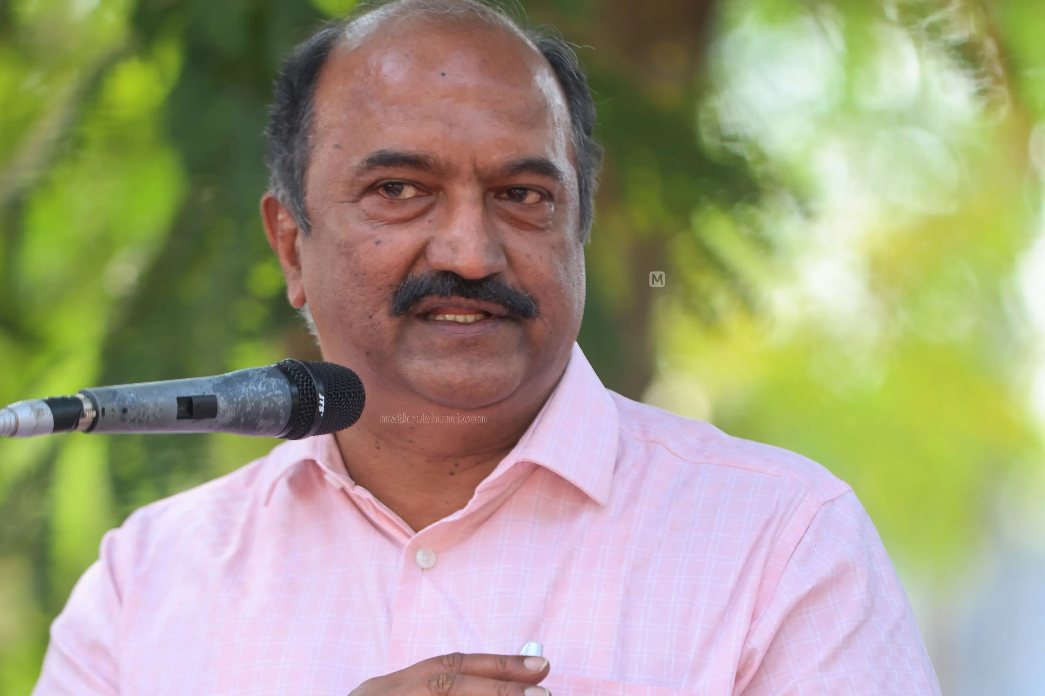 കേരളത്തിലെ എല്ലാ പൗരർക്കും നേറ്റിവിറ്റി കാർഡ്, നിയമനിർമാണം നടത്തും; ചെലവുകൾക്കായി 20 കോടി വകയിരുത്തി