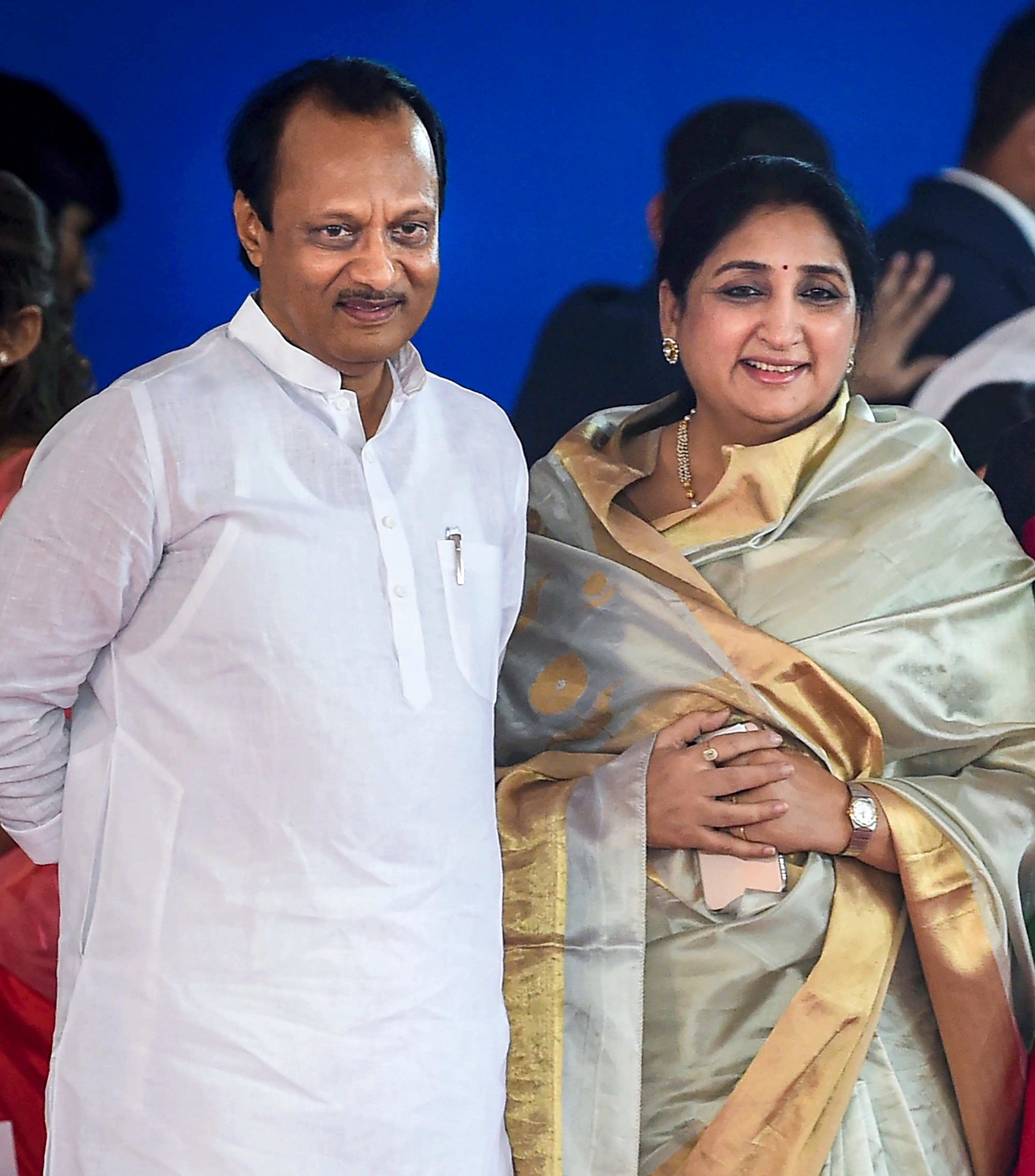 അജിത് പവാറിന്റെ പിന്‍ഗാമിയായി ഭാര്യ; സുനേത്ര മഹാരാഷ്ട്ര ഉപമുഖ്യമന്ത്രിയാകും