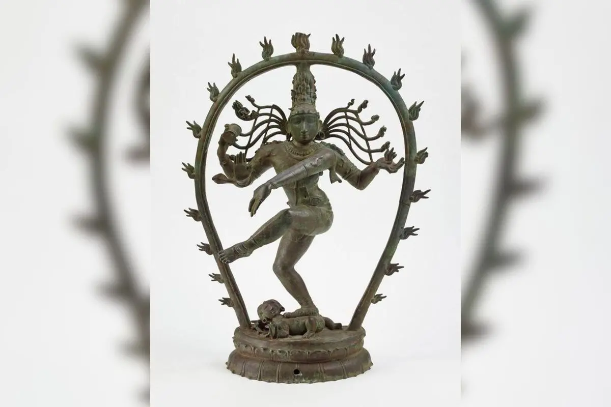 Nataraja (Chola period, circa 990), one of three ancient Indian bronze sculptures set to be returned to India after provenance research confirmed it was illegally removed from a Tamil Nadu temple.