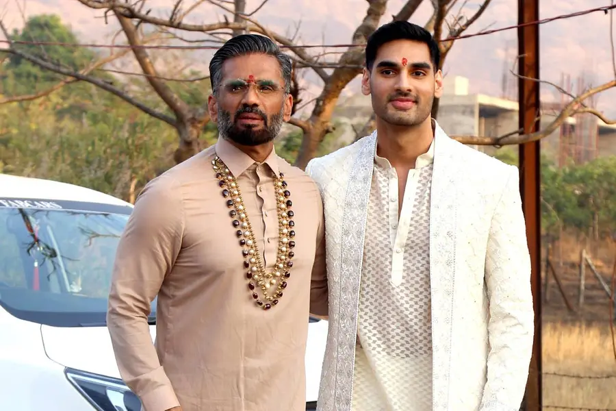 suniel shetty and ahan shetty