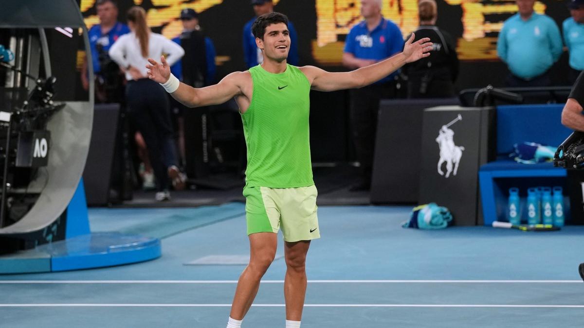 Longest semi-final ever at the Australian Open: Alcaraz fends off Zverev and cramps to reach final