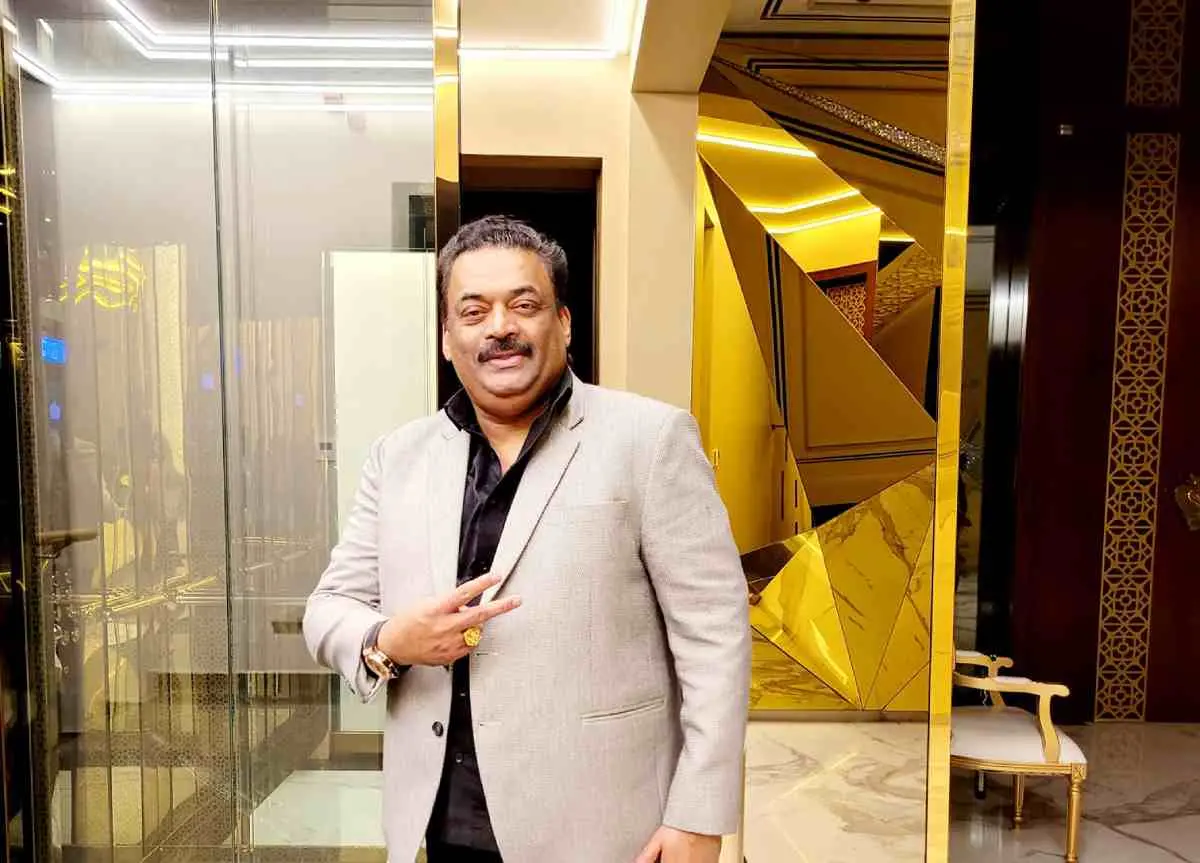 സി.ജെ.റോയ്