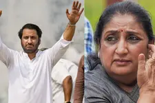 സുനേത്ര ഉപമുഖ്യമന്ത്രിസ്ഥാനത്തേക്ക്; അജിത്തിന്‍റെ മകൻ പാർഥ് രാജ്യസഭ എംപിയാകും; പ്രഫുൽ അധ്യക്ഷനാകുമോ?