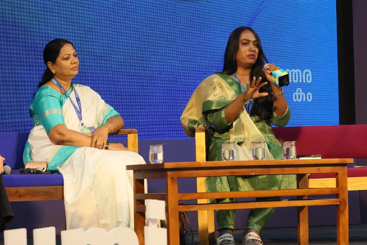 Writer and transgender rights activist Kalki Subramaniam, and writer Salma in conversation at the Mathrubhumi International Festival of Letters (MBIFL) in Thiruvananthapuram.| Photo: Mathrubhumi.