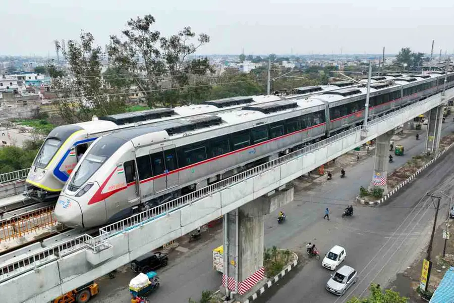 Top 10 Richest Donating Half Wealth: Impact on Global Poverty and Healthcare