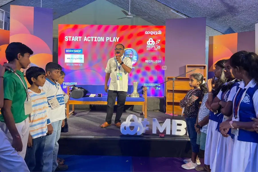 start action play