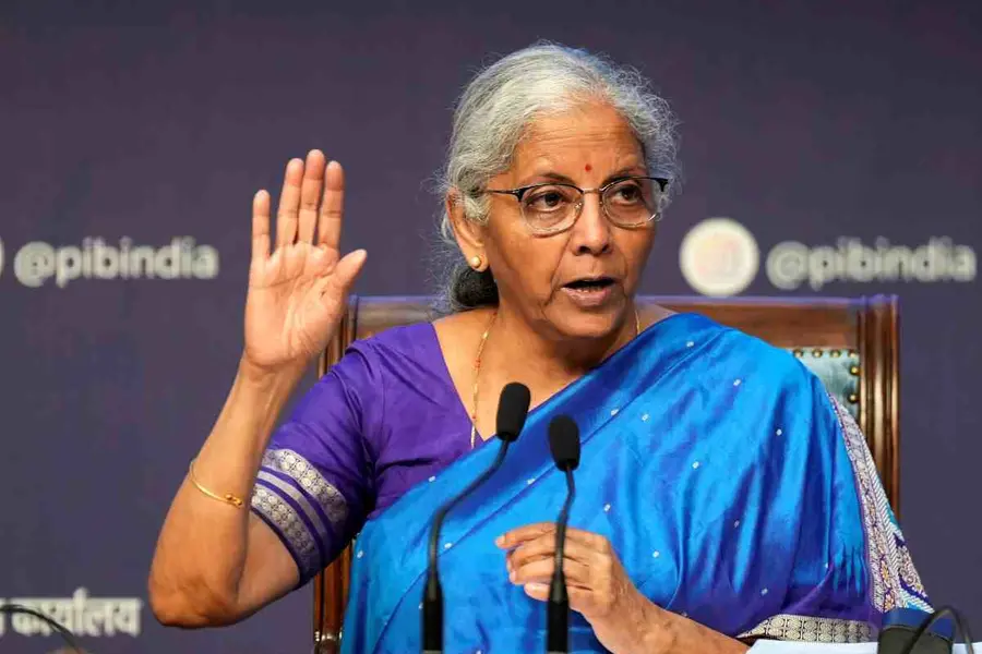 ഡാറ്റാ സെന്ററുകൾ സ്ഥാപിച്ച് ക്ലൗഡ് സേവനങ്ങൾ നൽകുന്ന കമ്പനികൾക്ക് നികുതിയൊഴിവ്