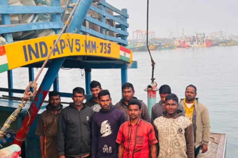 Nine fishermen of Andhra Pradesh back home after Bangladesh detention