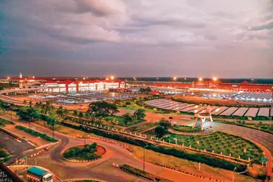 Kochi airport goes beyond solar, set to introduce hydrogen-powered buses