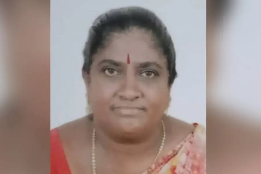മുറ്റമടിക്കുന്നതിനിടെ പാമ്പുകടിയേറ്റ് 53കാരി മരിച്ചു