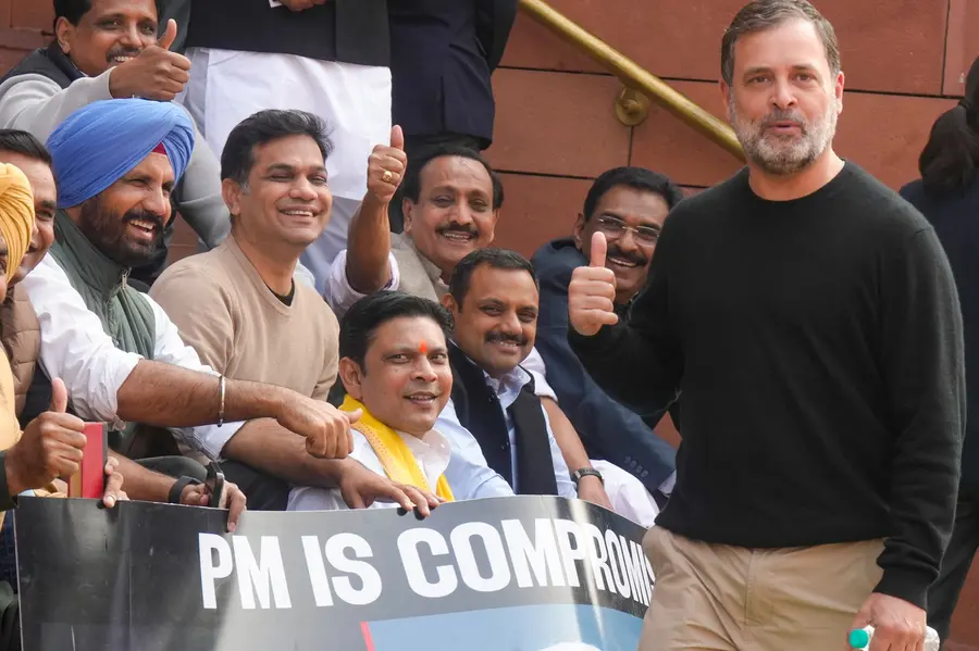 Rahul Gandhi calls Ravneet Singh Bittu ‘traitor’; BJP minister hits back outside Parliament | VIDEO