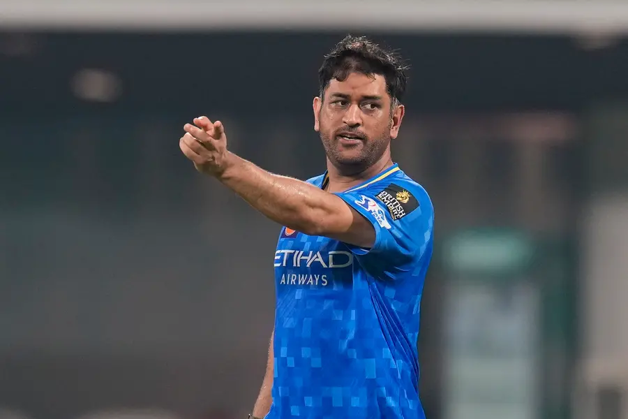 ‘Treat everyone equally… chuck him out if the guy isn’t fit’: Dhoni on Ro-Ko and more