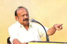 ഹിന്ദി മാത്രം അറിയാവുന്ന തൊഴിലാളികൾ മേശതുടയ്ക്കുന്നു, പാനിപൂരി വിൽക്കുന്നു; മന്ത്രിയുടെ വിവാദപരാമർശം