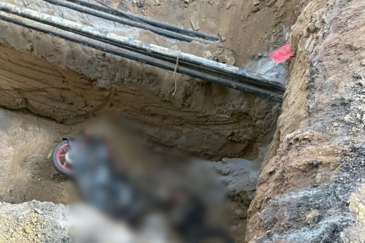 A biker dies allegedly due to falling into a pit