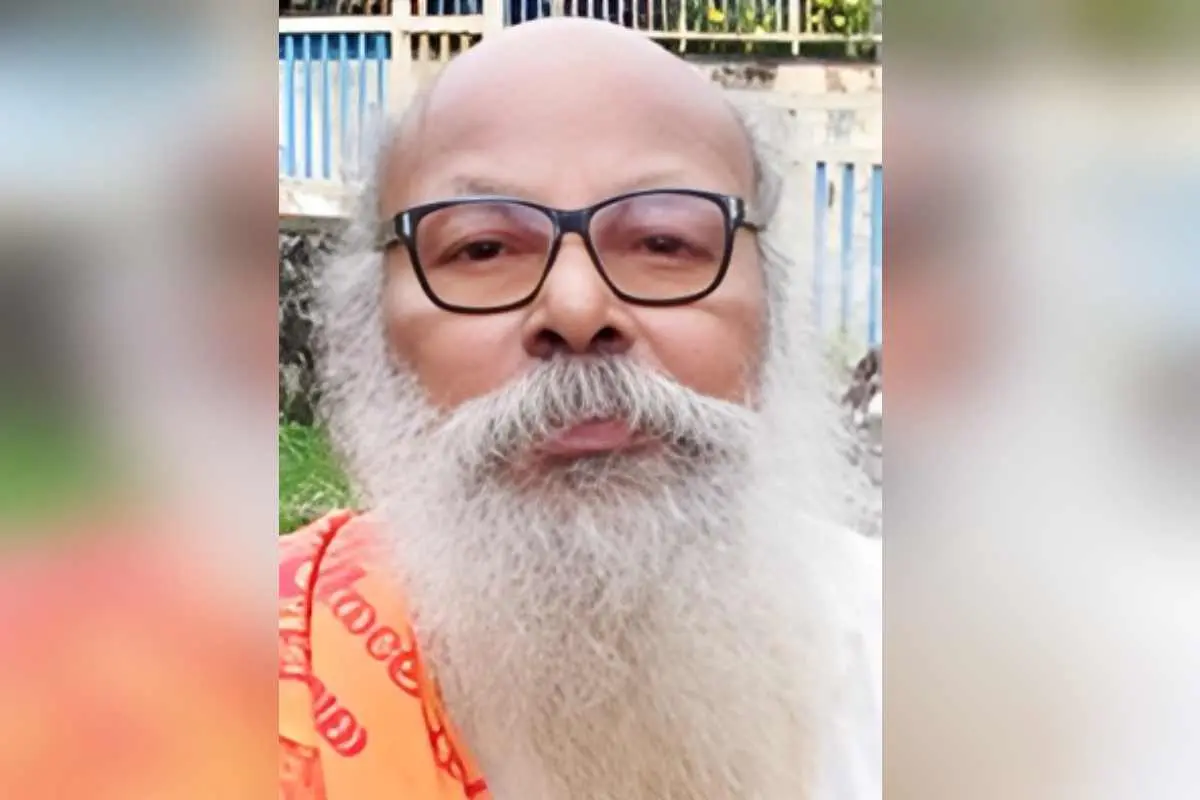 ശേഖര് അയ്യന്തോള്