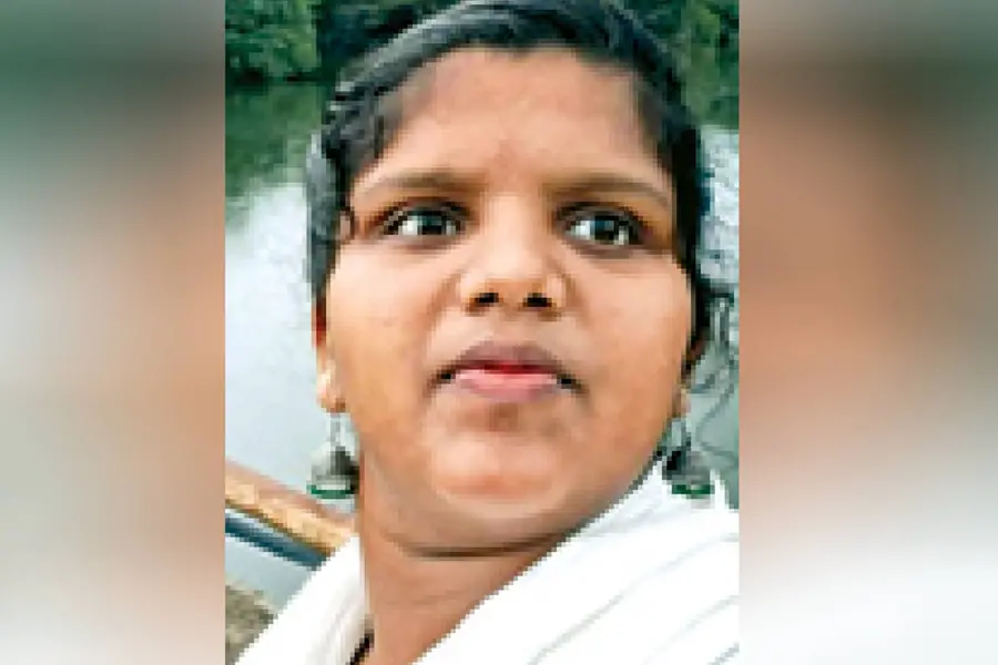 പശുവിനെ തീറ്റാൻപോയ ഭിന്നശേഷിക്കാരിയായ വിദ്യാർഥിനി വയലിൽ മരിച്ചനിലയിൽ