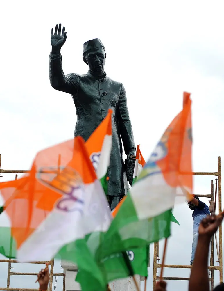 Statue of Jawaharlal Nehru in Bengaluru