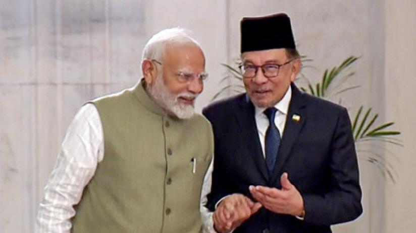 Why did an MGR song play at PM Modi’s lunch in Malaysia?