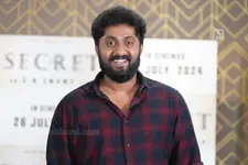 അച്ഛൻ പോയിട്ട് ഒന്നര മാസം കഴിഞ്ഞതേയുള്ളൂ, തമാശ പറയാനുള്ള മാനസികാവസ്ഥയിലല്ല -ധ്യാൻ