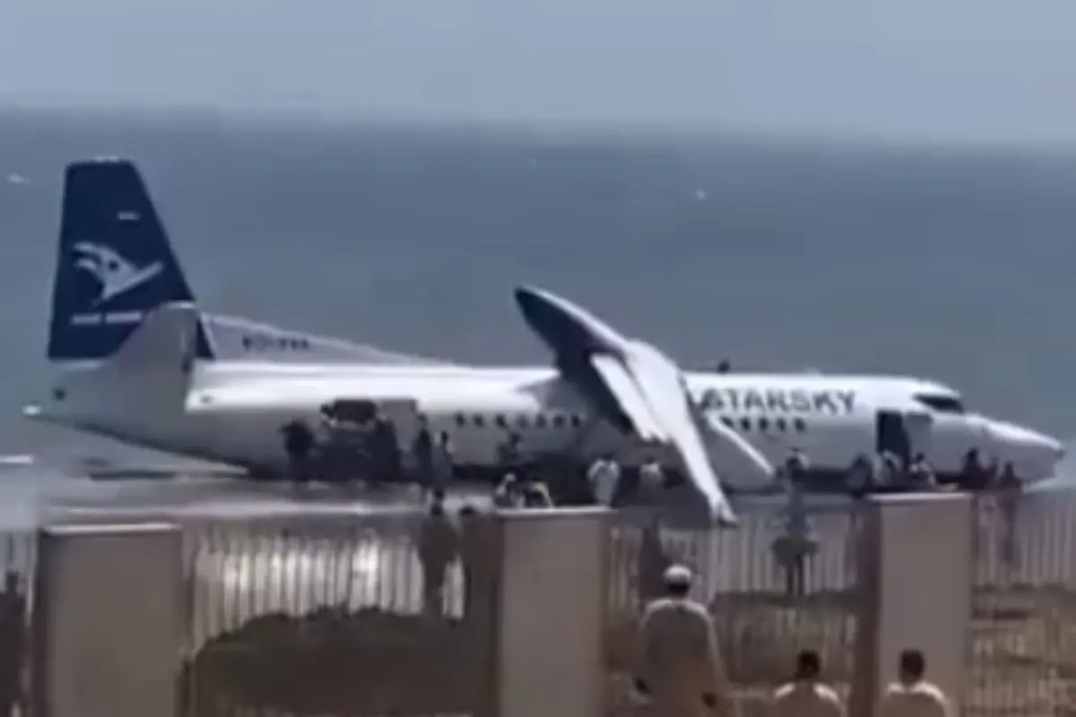 Passenger plane with 55 people overruns runway in Somalia during emergency landing