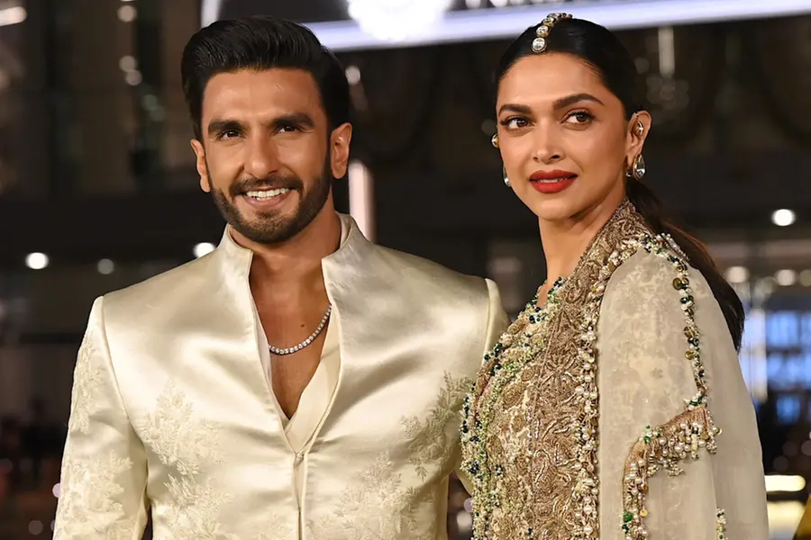 Extortion Threat To Ranveer Singh: Armed Security At Star Couple’s Residence Sparks Outcry From Neighbors