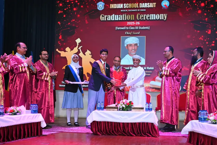ഇന്ത്യൻ സ്കൂൾ ദാർസൈറ്റിൽ പ്ലസ് ടു ബിരുദദാനച്ചടങ്ങ് സംഘടിപ്പിച്ചു