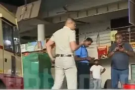 കോർണിയ അയച്ചത് KSRTC കൊറിയറിൽ, സമരക്കാർ സെന്റർ അടപ്പിച്ചു; പണിമുടക്കിൽ കുടുങ്ങി അവയവ കൈമാറ്റം