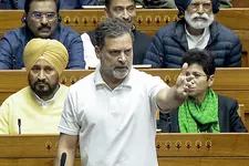 മോദിയേയും കേന്ദ്രസർക്കാരിനെയും കടന്നാക്രമിച്ചു; രാഹുൽ ഗാന്ധിയുടെ അംഗത്വം റദ്ദാക്കാൻ പ്രമേയവുമായി BJP