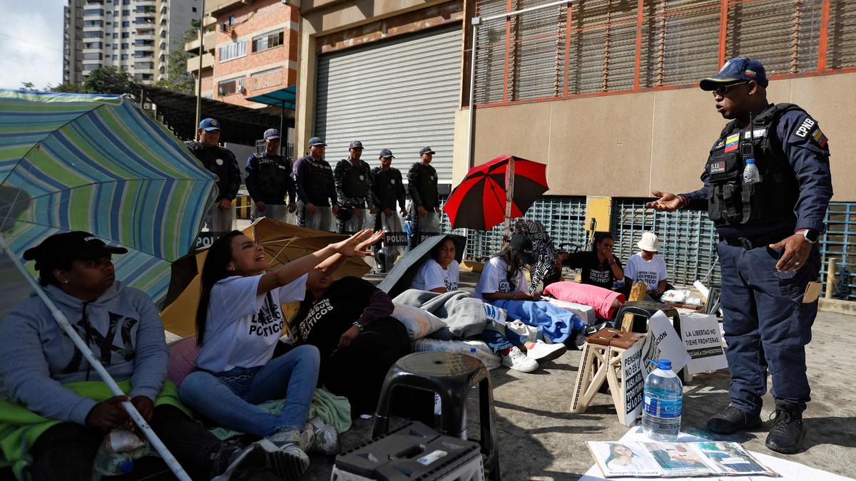 Venezuela frees 17 political prisoners before amnesty law decision