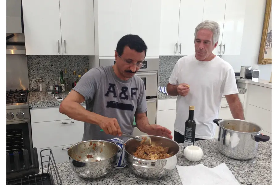 Late convicted sex offender Jeffrey Epstein (R) cooking with CEO of DP World Sultan Ahmed bin Sulayem