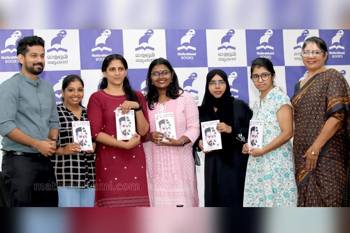 മാതൃഭൂമി ബുക്സ് പ്രസിദ്ധീകരിച്ച ജോസഫ് അന്നംകുട്ടി ജോസിൻ്റെ 'ആരും കാണാത്ത യുദ്ധങ്ങൾ' എന്ന പുസ്തകത്തിൻെറ പ്രകാശനച്ചടങ്ങിൽനിന്ന് | ഫോട്ടോ: പി.പി. ബിനോജ്