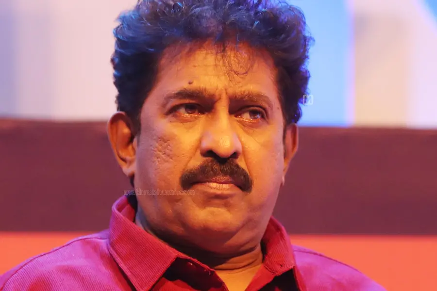 പ്രേംകുമാർ കോൺഗ്രസിലേക്ക്? കെ.സി. വേണുഗോപാലുമായി സംസാരിച്ചു, അർഹമായ പരിഗണന നൽകുമെന്ന് വാഗ്ദാനം