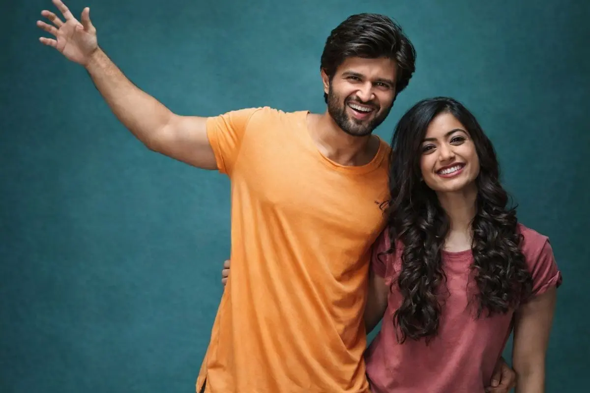 Rashmika Mandanna and Vijay Deverakonda share a cheerful moment in a candid pose amid ongoing wedding rumours.