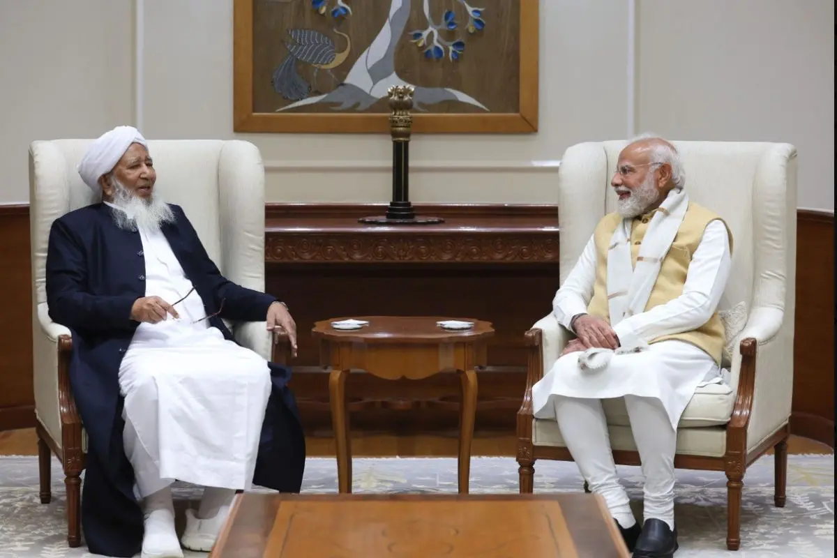 Kanthapuram A P Aboobacker Musliyar and Narendra Modi | Photo: X, @narendramodi