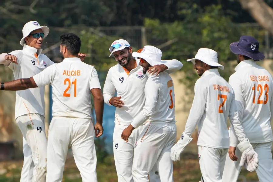 Ranji Trophy Semifinal Bengal vs J&K