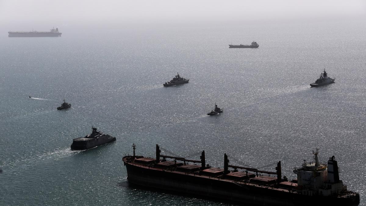 Iran and US lean into gunboat diplomacy as nuclear talks hang in balance