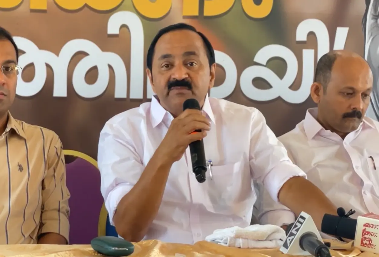 വി.ഡി.സതീശന്‍
