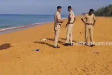വേളി കടൽത്തീരത്ത് സ്ത്രീയുടെ മൃതദേഹം കരയ്ക്കടിഞ്ഞു; കൈകൾ കൂട്ടിക്കെട്ടിയനിലയിൽ