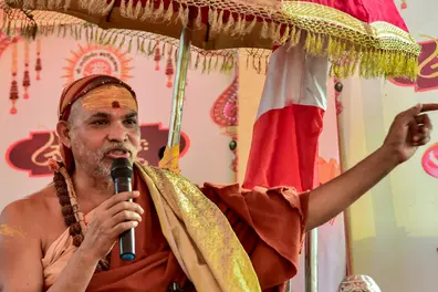 Court orders FIR against Swami Avimukteshwaranand under POCSO ACT