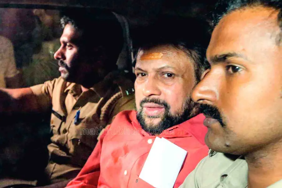 തന്ത്രിയുടെ ജാമ്യം, ഹൈക്കോടതിയെ സമീപിക്കാനൊരുങ്ങി എസ്‌ഐടി; തീരുമാനം നാളെ