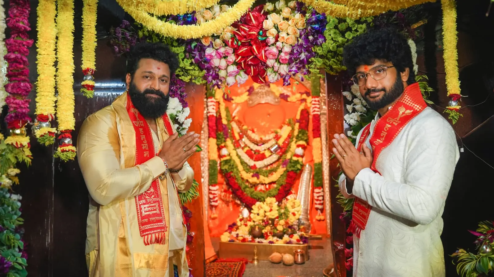 റിഷഭ് ഷെട്ടിയും സംവിധായകൻ പ്രശാന്ത് വർമയും | ഫോട്ടോ: X