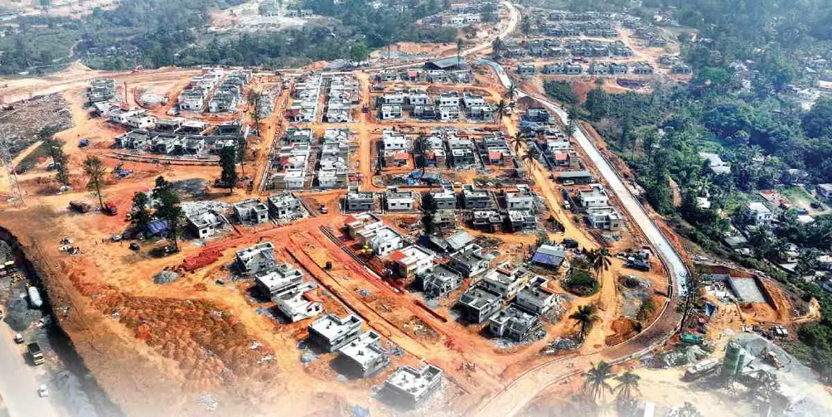 കല്പറ്റ എല്സ്റ്റണ് എസ്റ്റേറ്റില് നിര്മാണം പുരോഗമിക്കുന്ന ടൗണ്ഷിപ്പ്