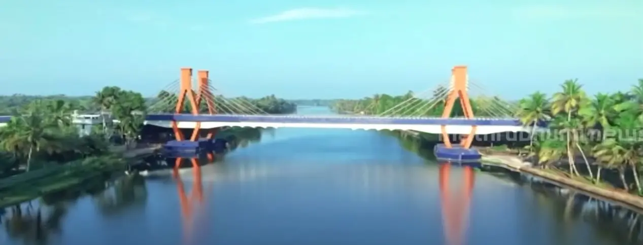 ആലപ്പുഴ പാലം | Photo Mathrubhumi News Screengrab