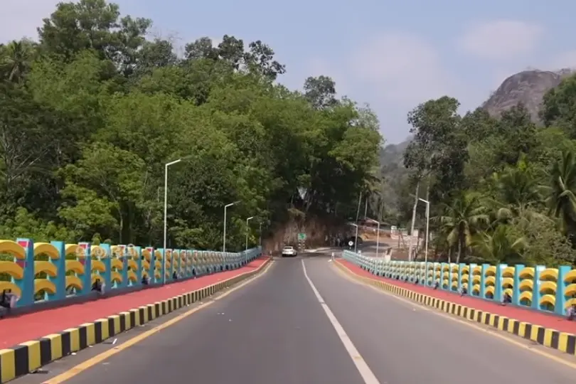 kumbichalkadavu bridge amboori