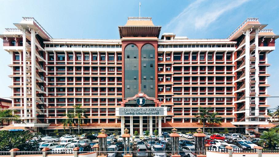 Kerala High Court asks Centre to respond on Reporter TV licence misuse plea